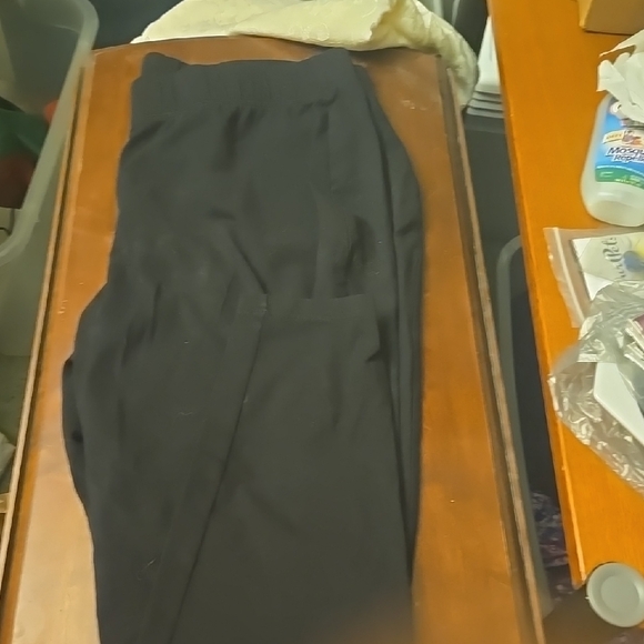 LIVI Active Black Leggings 18/20 Like New - Picture 2 of 4